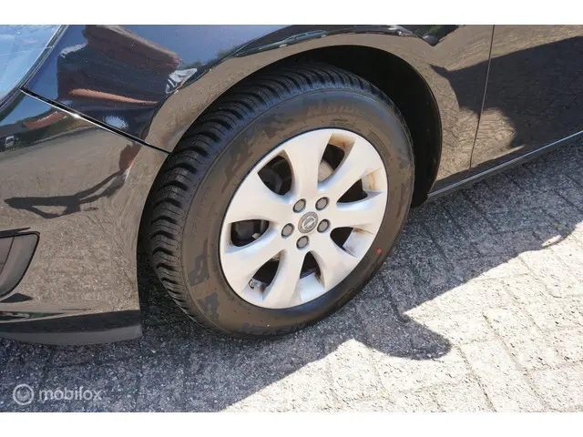 Opel Astra Sports Tourer 1.4 Turbo Business + 2015 Benzine 4