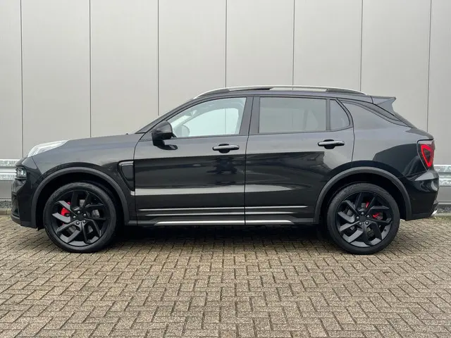 Lynk & Co 01 1.5 Pano / Key Less / NAP 2023 Hybride Benzine 2