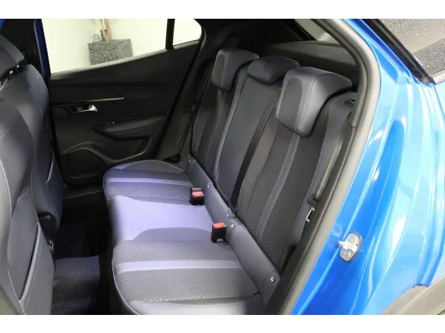 Peugeot 2008 1.5 BlueHDi Blue Lease Allure 2020 Diesel 10