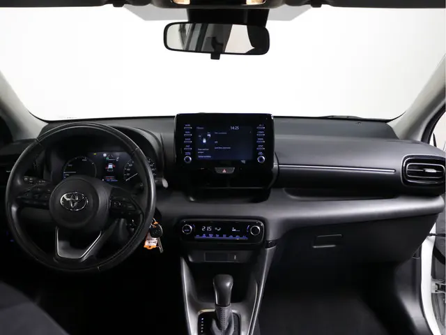Toyota Yaris 1.5 Hybrid Active 2021 Hybride Benzine 2