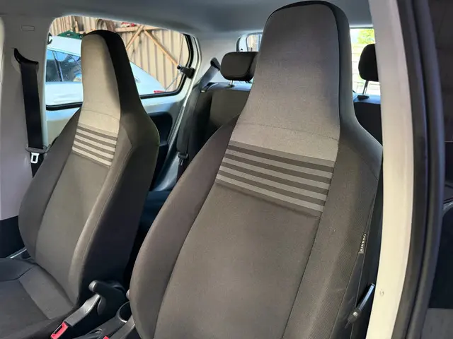 Volkswagen up! 1.0 Airco 2022 Benzine 13