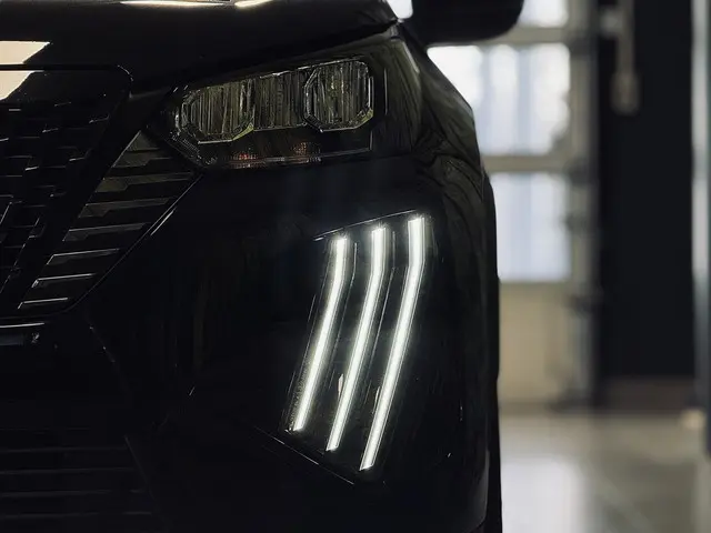 Peugeot 2008 1.2 PureTech 130 Allure 2024 Benzine 23