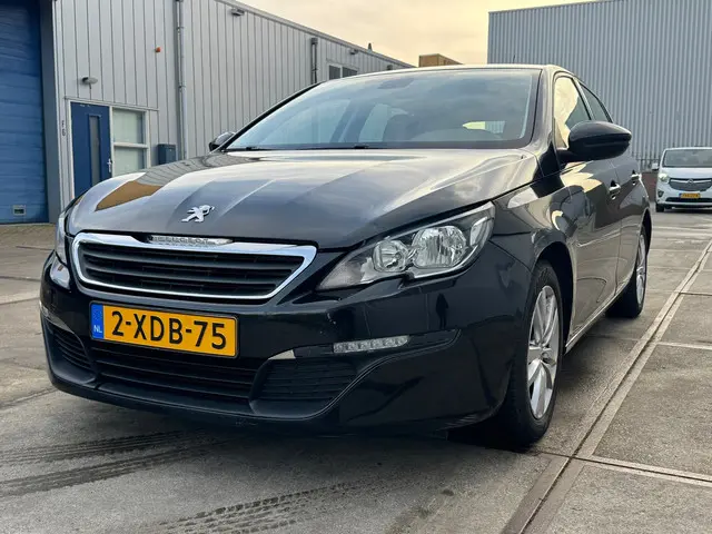 Peugeot 308 1.6 BlueHDi Active 2014 Diesel