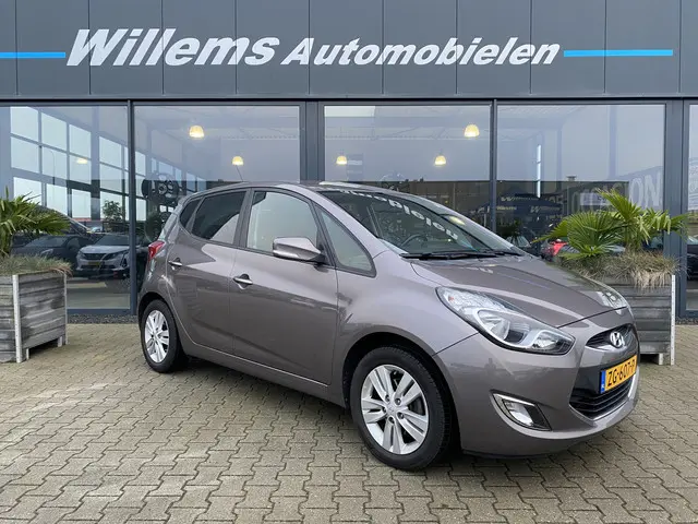 Hyundai ix20 1.4i i-Vision 2015 Benzine 3
