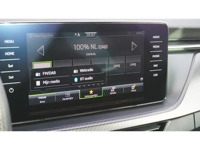 Škoda Kamiq 1.0 TSI 116pk DSG Monte Carlo 2021 Benzine 27