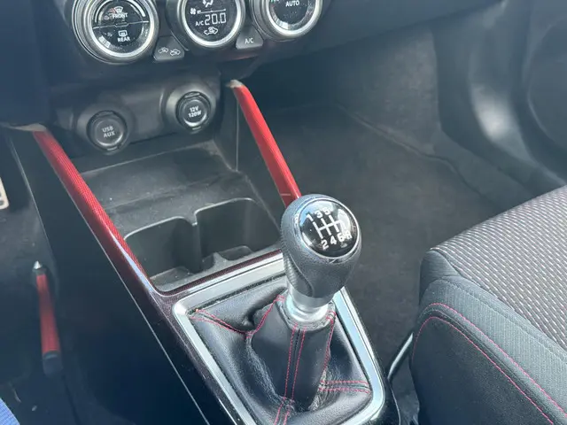 Suzuki Swift 1.4 Sport 2019 Benzine 17