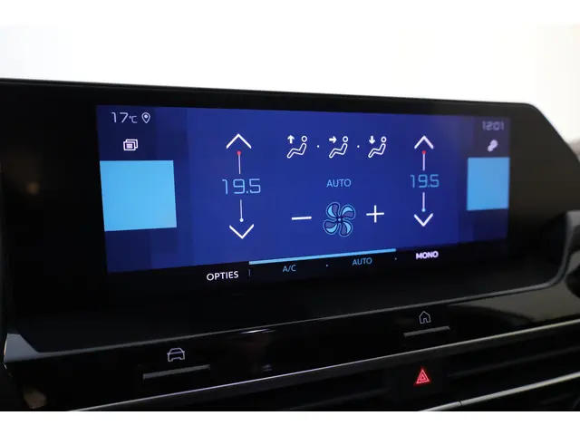 Citroën ë-C4 Shine 50 kWh 2022 Elektrisch 30