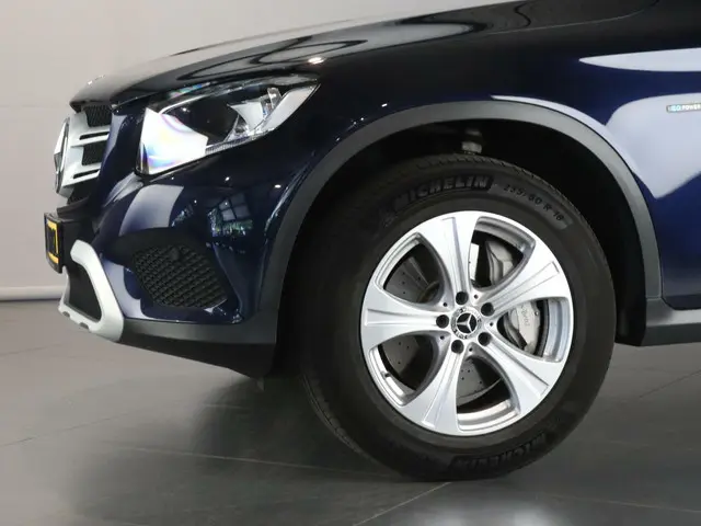 Mercedes-Benz GLC 350e 4MATIC 2018 Hybride Benzine 30