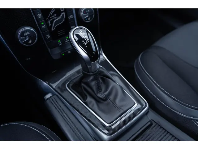 Volvo V40 T3 Automaat Inscription 2018 Benzine 31