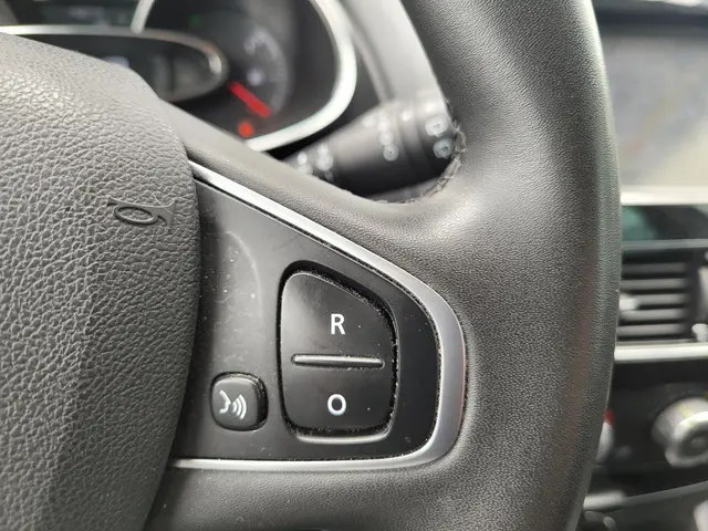 Renault Clio 0.9 TCe Limited 2018 Benzine 16