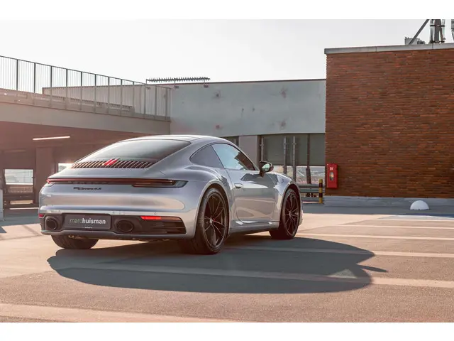 Porsche 911 3.0 Carrera 4S 2021 Benzine 96