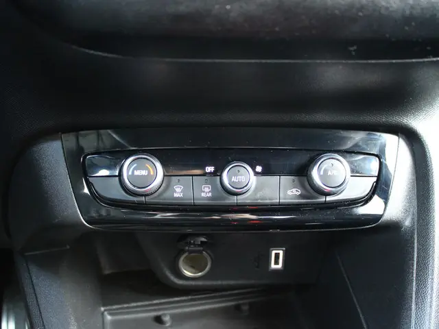 Opel Corsa 1.2 Turbo Hybrid GS 2024 Hybride Benzine 15