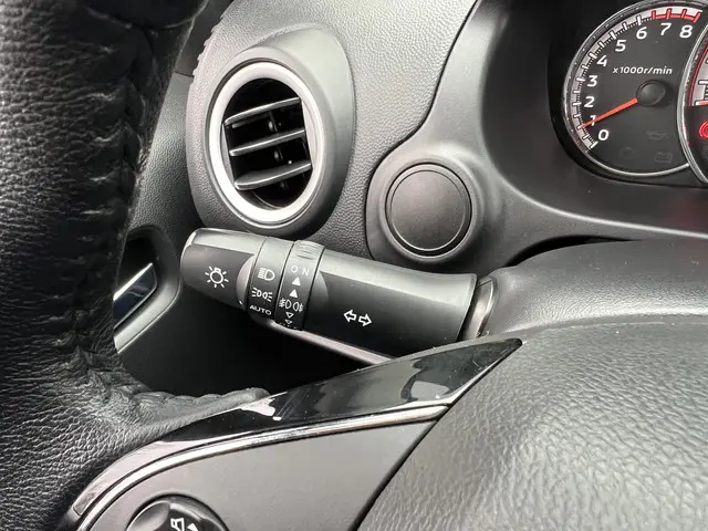 Mitsubishi Space Star 1.2 Intense 2021 Benzine 29