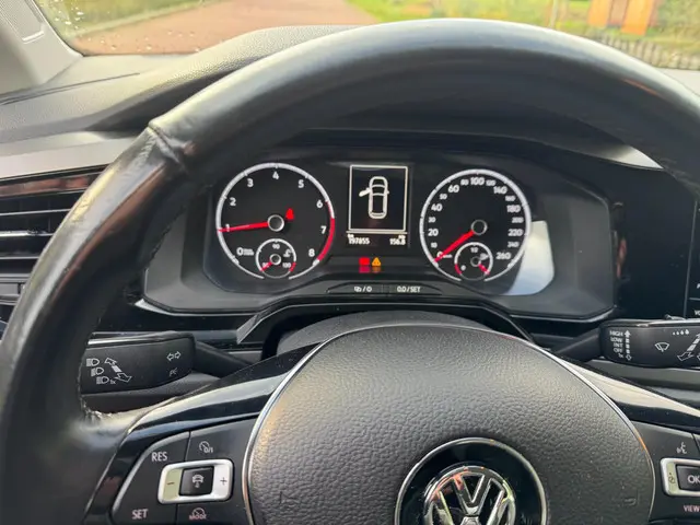 Volkswagen Polo 1.0 TSI Beats 2018 Benzine 15