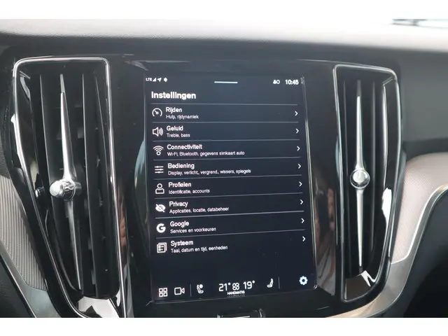 Volvo V60 2.0 B3 Plus Dark 2024 Benzine 23