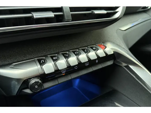 Peugeot 5008 1.6 PureTech Allure 2019 Benzine 22