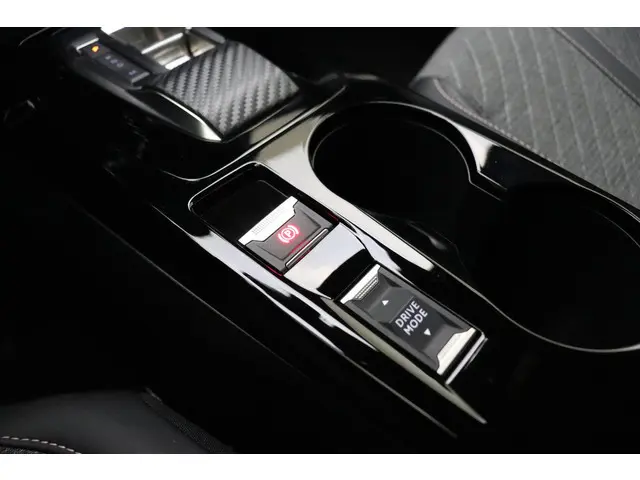 Peugeot 2008 1.2 Hybrid 136 Allure 2024 Hybride Benzine 28