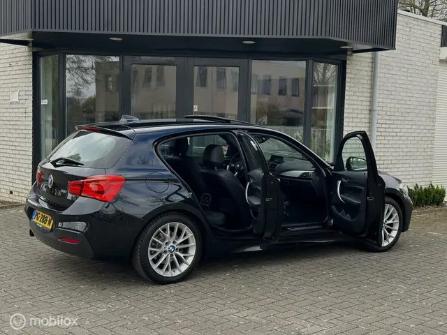 BMW 1 Serie 118i M Sport|PANO|CARPLAY|TREKHAAK| 2017 Benzine 8