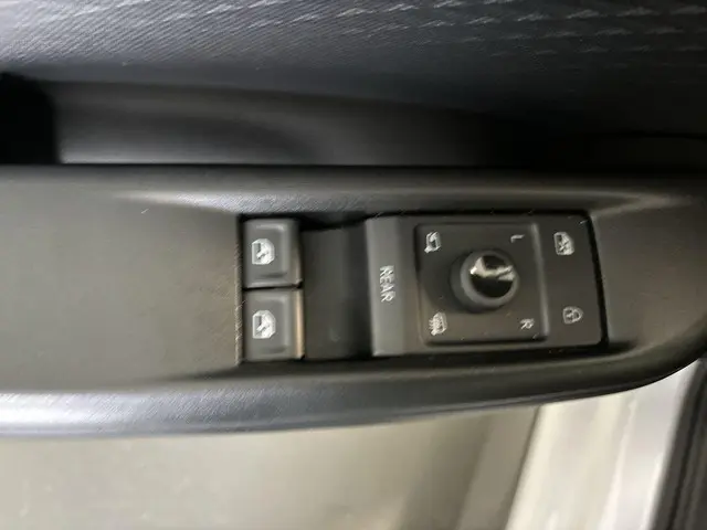 CUPRA Born Business 62 kWh 2024 Elektrisch 6