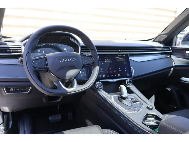 Lynk & Co 01 1.5 2025 Hybride Benzine 16