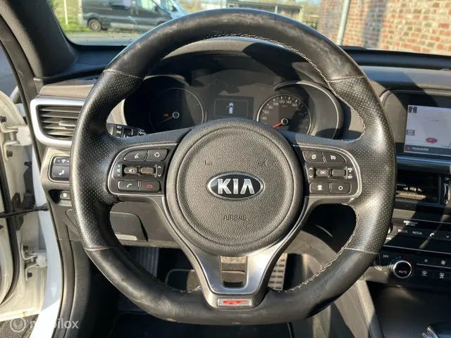 Kia Optima Sportswagon 2.0 T-GDi GT 2017 Benzine 15