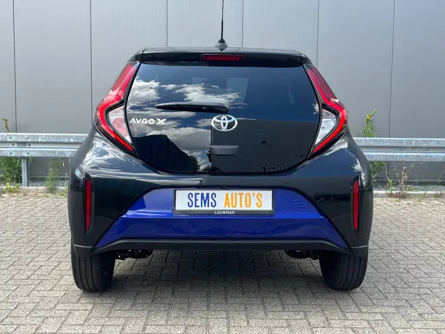 Toyota Aygo X 1.0 VVT-i S-CVT Pulse 2024 Benzine 4