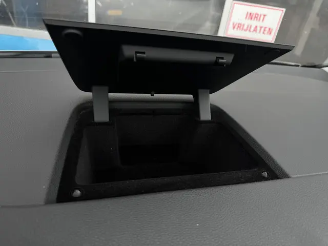 Volkswagen Golf Sportsvan 1.2 TSI Highline 2017 Benzine 24