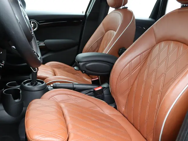 MINI 3-Deurs Cooper 2019 Benzine 11