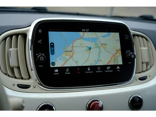 Fiat 500 1.2 Lounge Pano|Navi|DAB|LMV 2016 Benzine 17