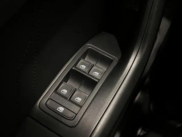 SEAT Ateca 1.5 TSI Style Business Intense 2021 Benzine 18