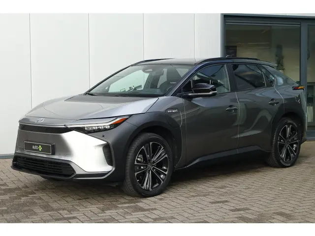 Toyota bZ4X Premium 71 kWh 2023 Elektrisch 6