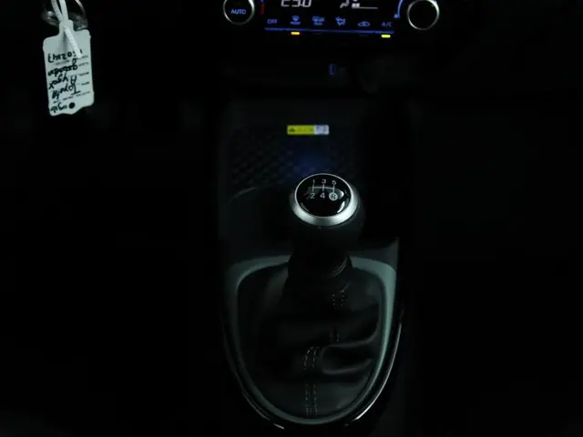 Toyota Aygo X 1.0 VVT-i MT Envy 2024 Benzine 24