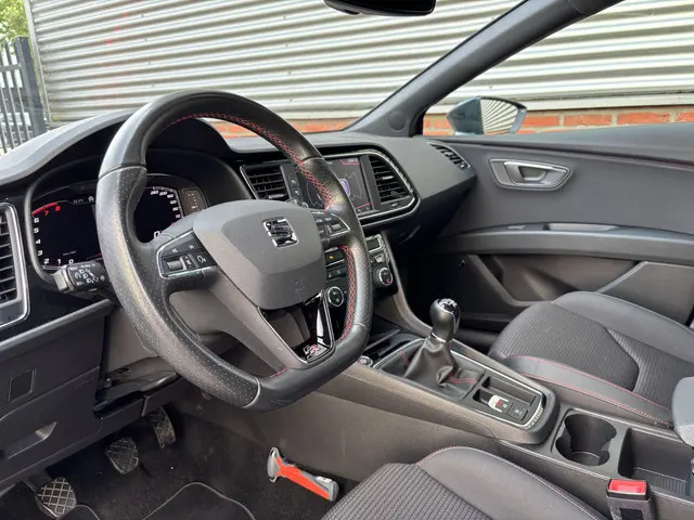 SEAT Leon 1.5 TSI FR Ultimate Edition 2020 Benzine 4