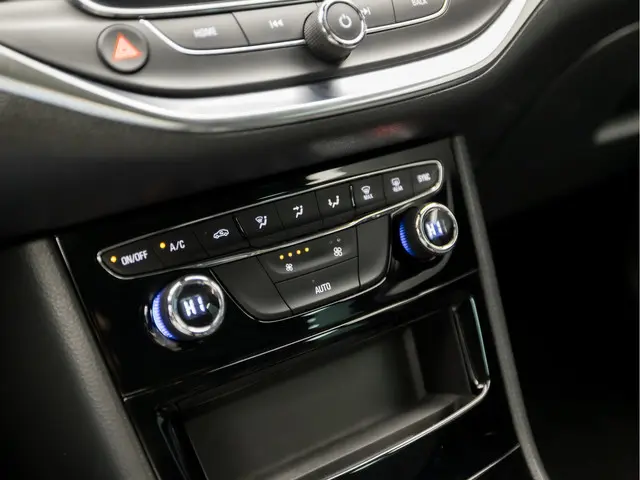 Opel Astra Sports Tourer 1.2 Elegance 2020 Benzine 9