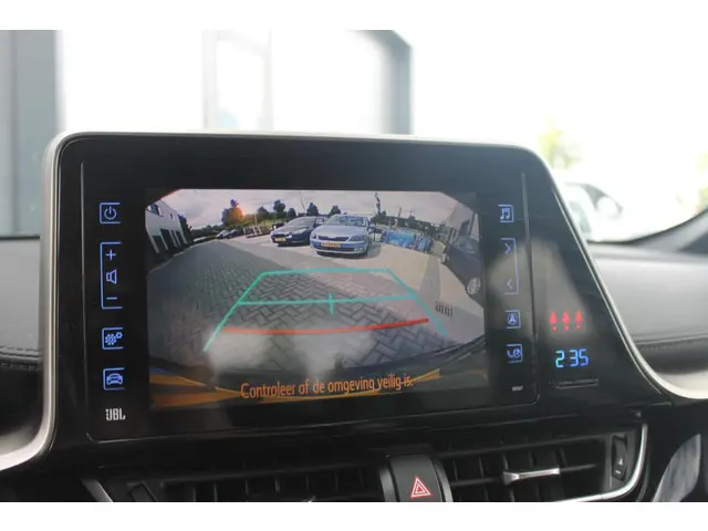 Toyota C-HR 1.8 Hybrid Adventure 2018 Hybride Benzine 22