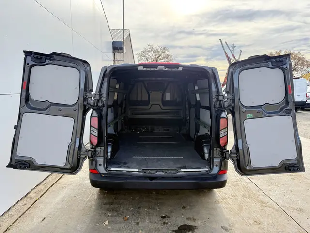 Ford Transit Custom 320 2.0 TDCI 136PK 2024 Diesel 11