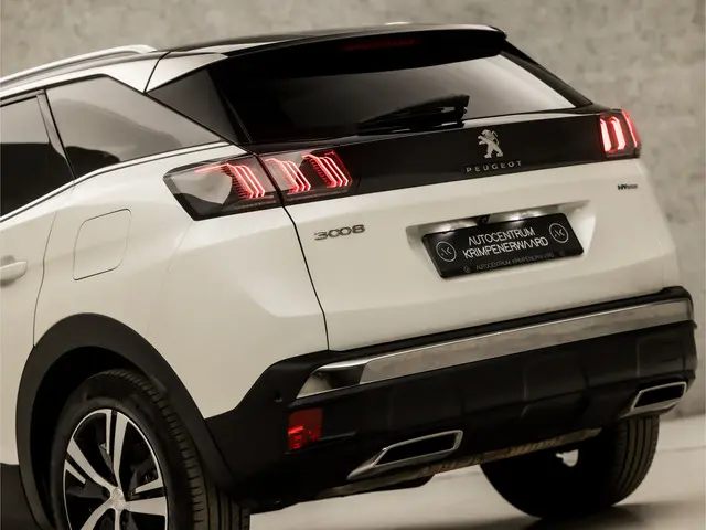 Peugeot 3008 1.6 HYbrid 225 GT 2021 Hybride Benzine 11