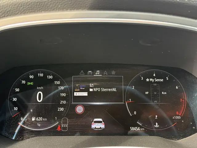 Renault Captur 1.0 TCe 90 techno 2024 Benzine 4