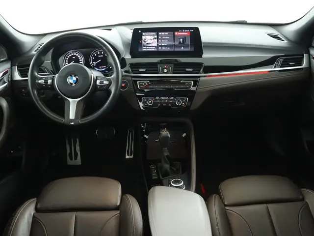 BMW X2 xDrive25e 2021 Hybride Benzine 4