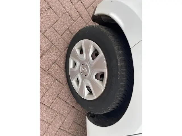 Renault Clio 1.2 Collection 2014 Benzine 19