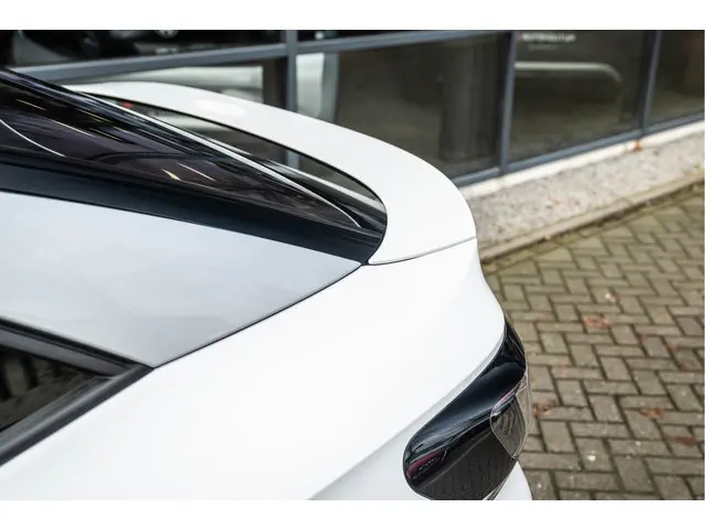 Volkswagen ID.5 Pro Business 77 kWh 2023 Elektrisch 24