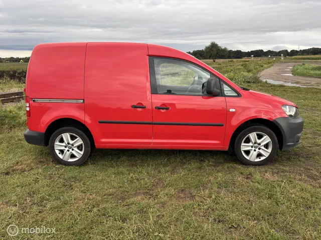 Volkswagen Caddy 1.6 TDI 2015 Diesel 8