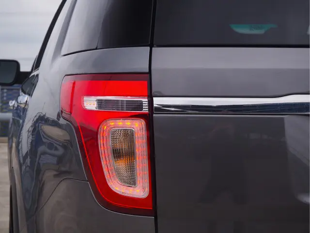 Ford Explorer 3.5 V6 - 7 zitter - 2013 Benzine 10