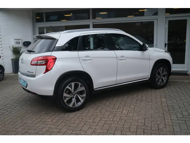 Citroën C4 Aircross 1.6 115 Collection 2014 Benzine 18
