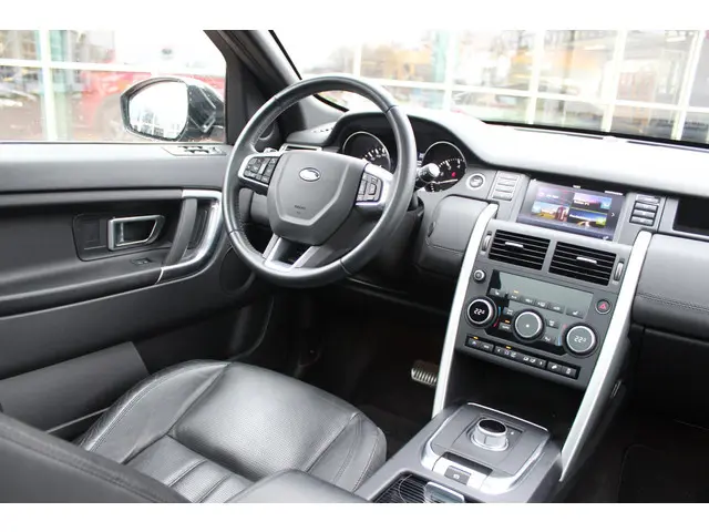 Land Rover Discovery Sport 2.0 Si4 4WD SE 2016 Benzine 20