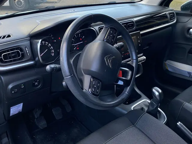 Citroën C3 1.2 PureTech Shine 2017 Benzine 7