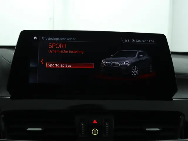 BMW X2 xDrive25e 2021 Hybride Benzine 56