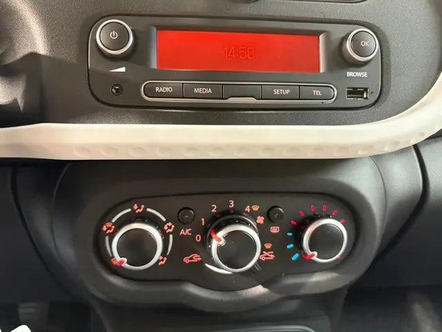Renault Twingo 1.0 SCe Collection 2020 Benzine 19