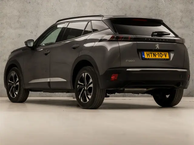 Peugeot 2008 1.2 PureTech Sport 2020 Benzine 3