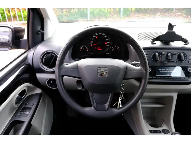SEAT Mii 1.0 Style Intense 5-drs *45.378km* 2019 Benzine 6